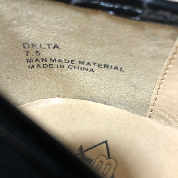 NWOT BYYB Ballet Flats - Picture 7 of 8